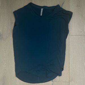 Athleta Cloudlight Stratus Tee
